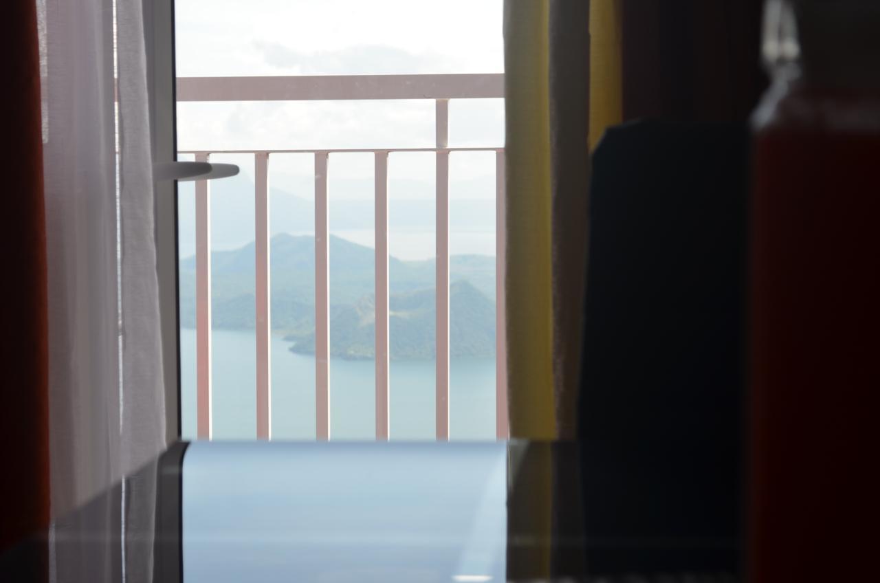 Holy Family Condo At Wind Residences,Tagaytay Tagaytay City Exterior foto